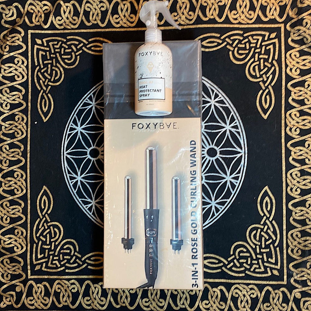 3/$145 FoxyBae 3-in-1 Rose Gold Curling Wand + Cool AF Heat Protectant Spray
